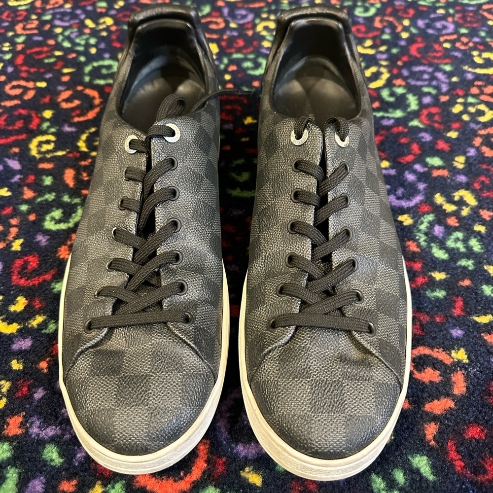 LOUIS VUITTON LV DAMIER GRAPHITE FRONTROW SNEAKERS